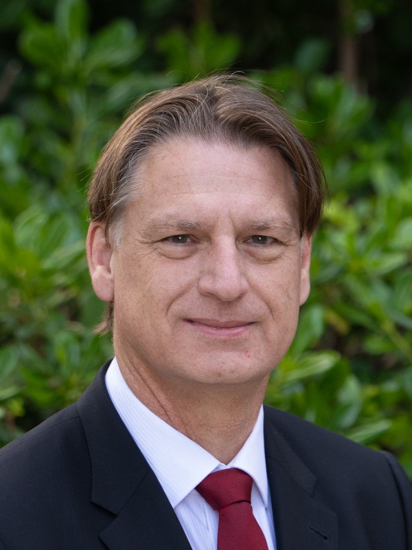 Photo of Alexander Erdmann