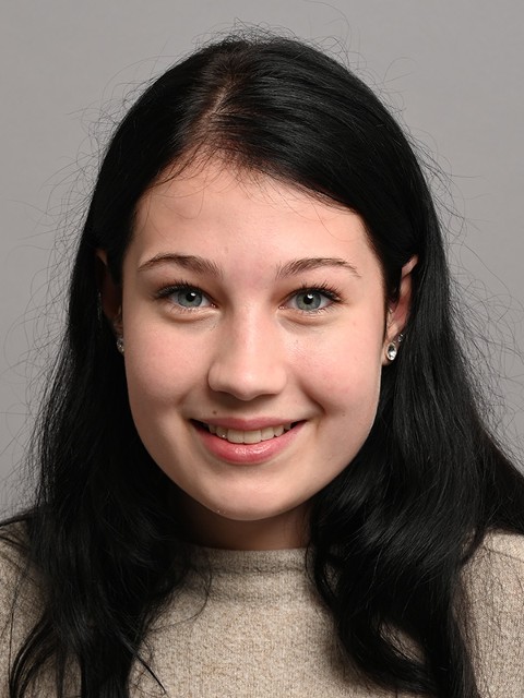Portrait of ALISHA RAST