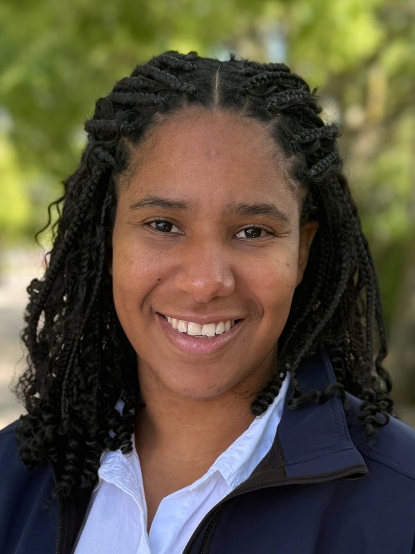 Photo of Sonya Hill