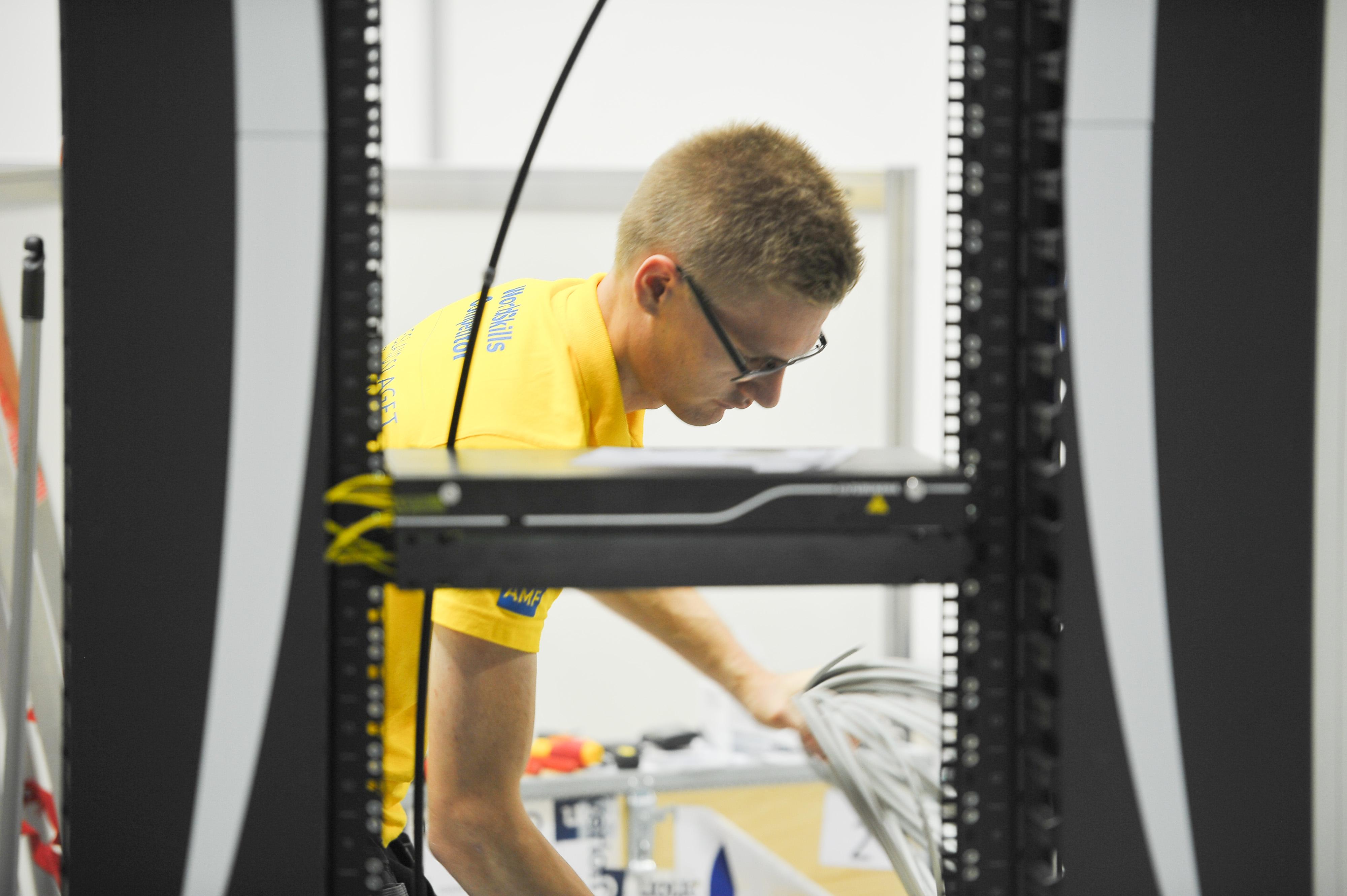 ICT Network Infrastructure (2)