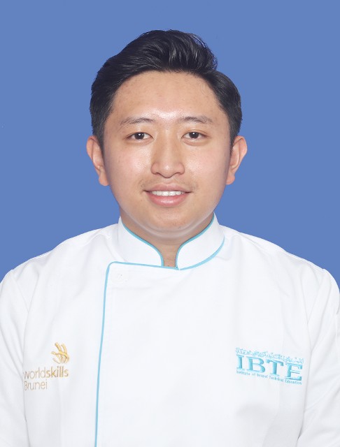 Portrait of MOHAMMAD ULFI FAHMI ZUL FAKHRI