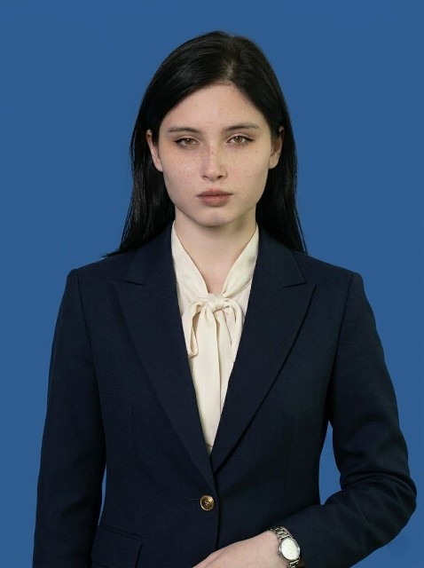 Portrait of DILNAZ SHAVDUN