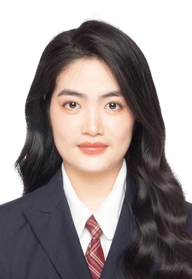 Portrait of Yuxin Zhou