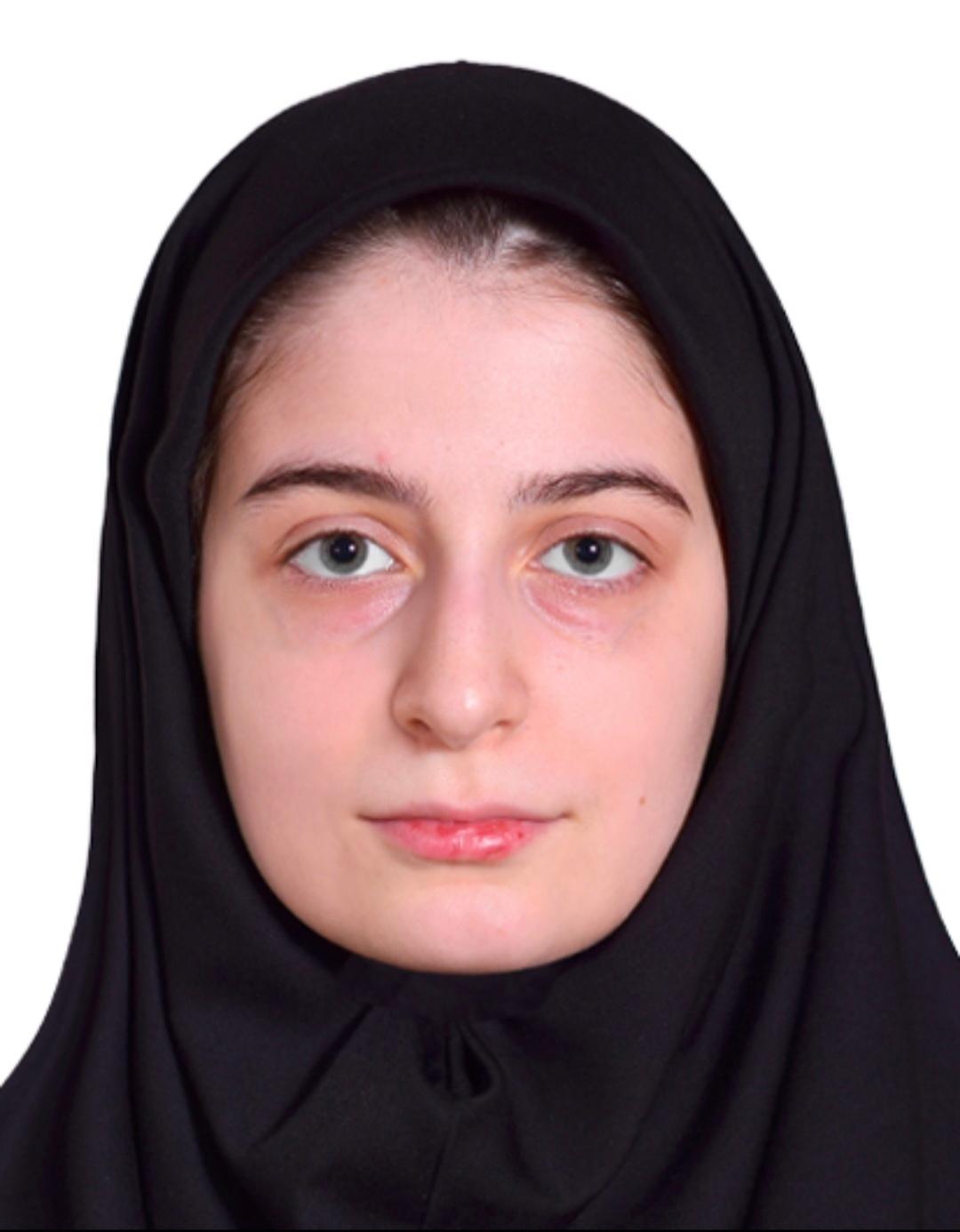 Portrait of Kiana Kouhjani