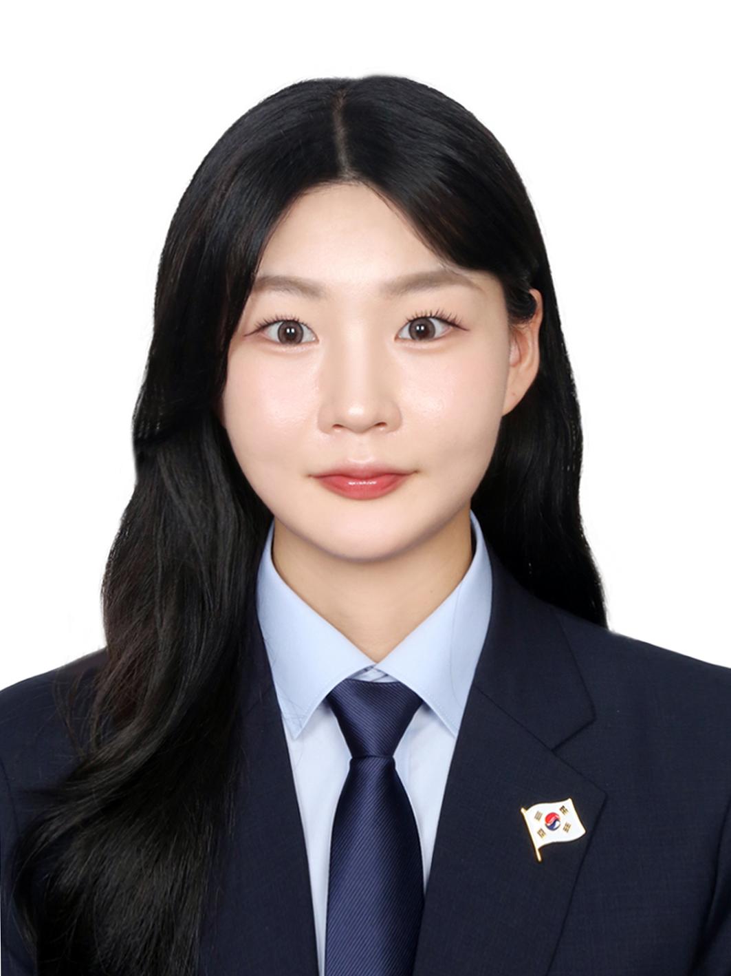 Portrait of Jiyu Lee