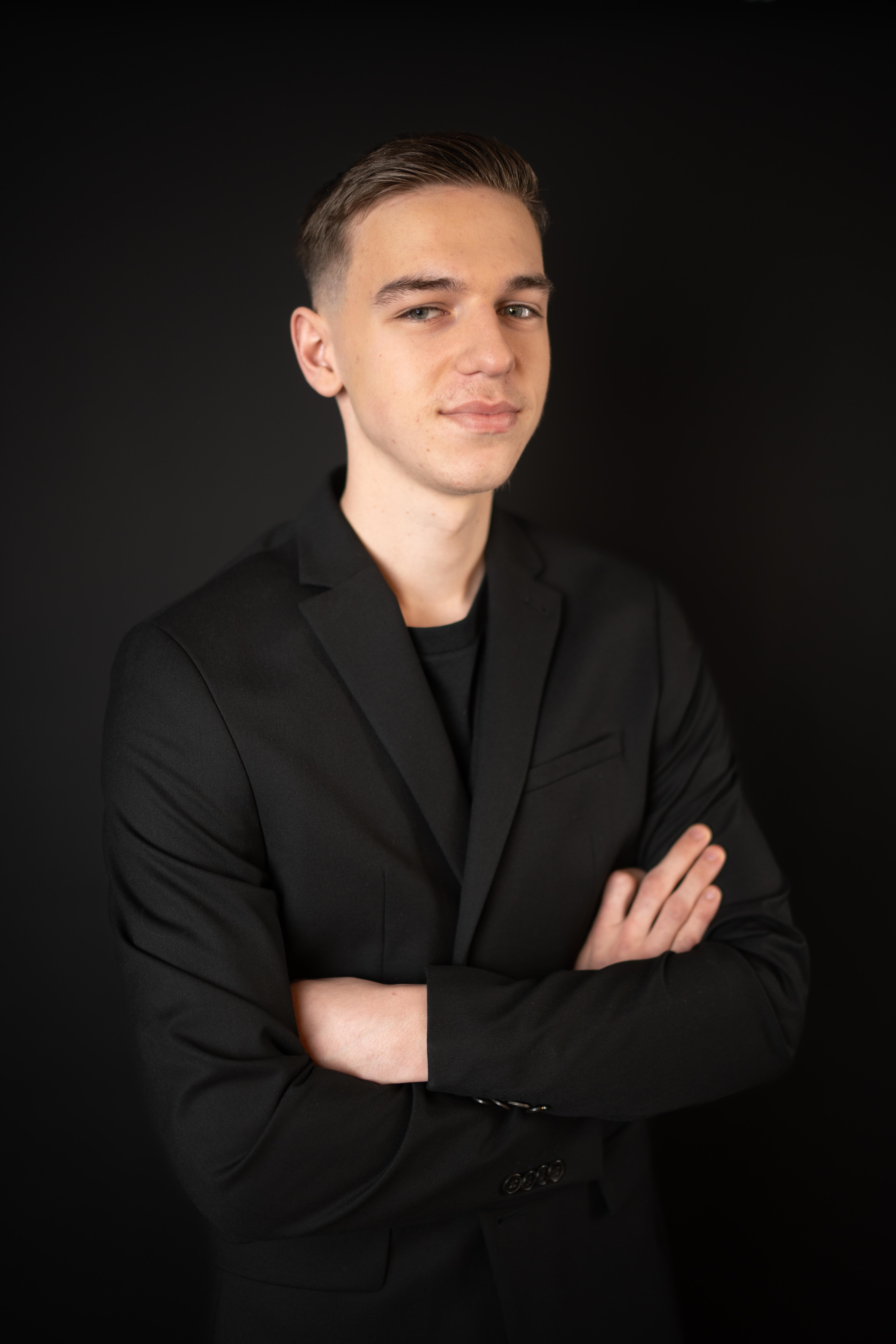 Portrait of Nathan BEELEN