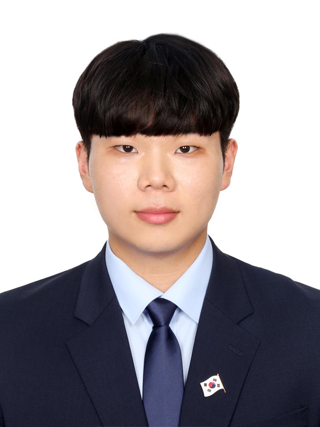 Portrait of Doyoung Kang