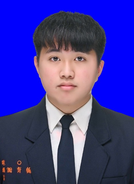 Portrait of YU-HAN SIE