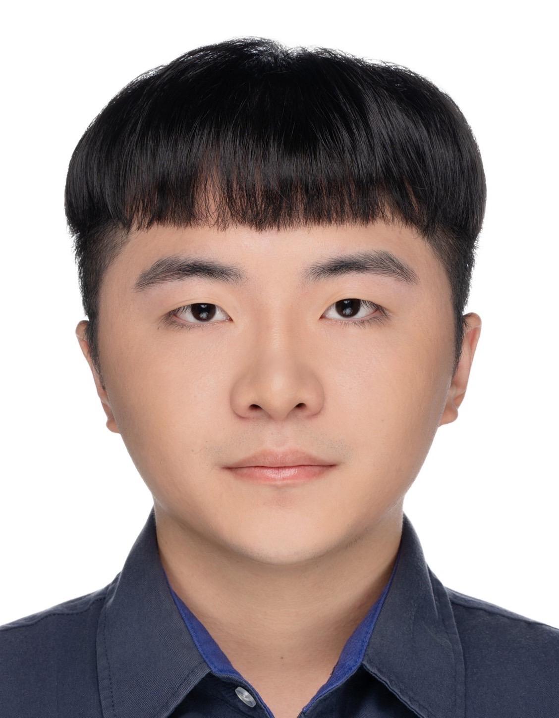 Portrait of YI-HSIANG HUANG