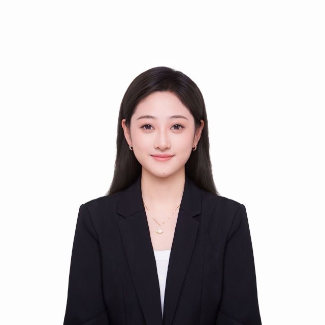 Portrait of JIAYI WANG