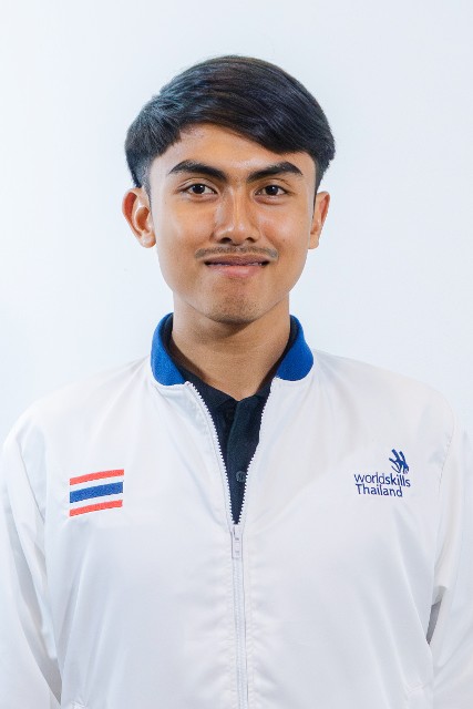 Portrait of SUPPHAKRIT SAENGTHUP