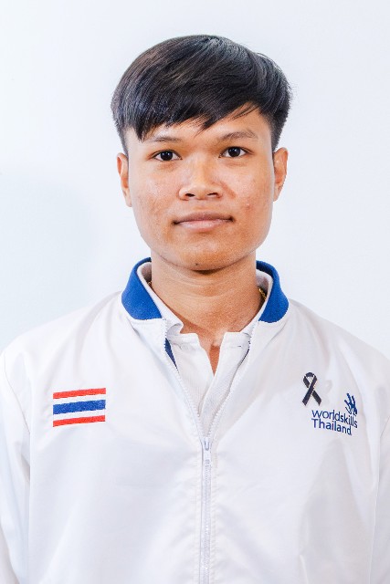 Portrait of SAKSIT PHIMRAT
