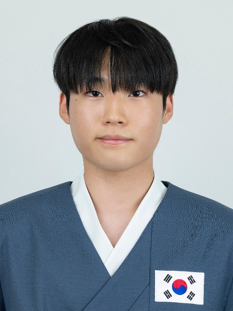 Portrait of JUWON LEE