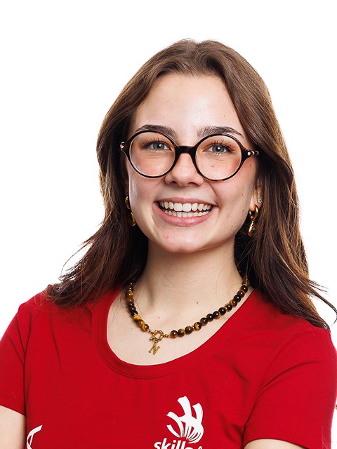 Portrait of SARAH SCHÖFTNER